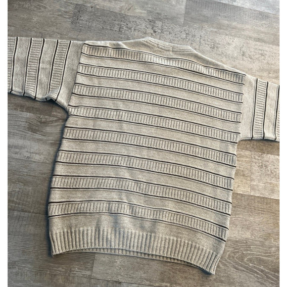 Vintage Mark and Spencer Knit Crewneck in great condition - Picture 3 of 4